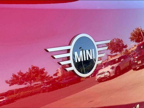 Certified 2025 MINI Cooper Countryman S w/ Comfort Package Max image 33