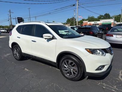 Used 2016 Nissan Rogue SL w/ SL Premium Package