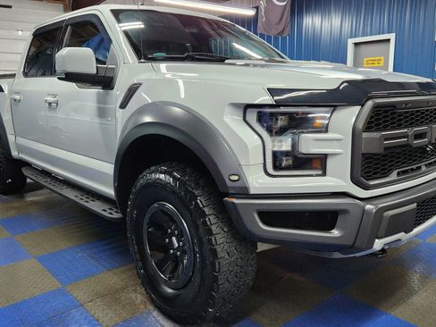 Used 2017 Ford F150 Raptor w/ Equipment Group 802A Luxury image 2