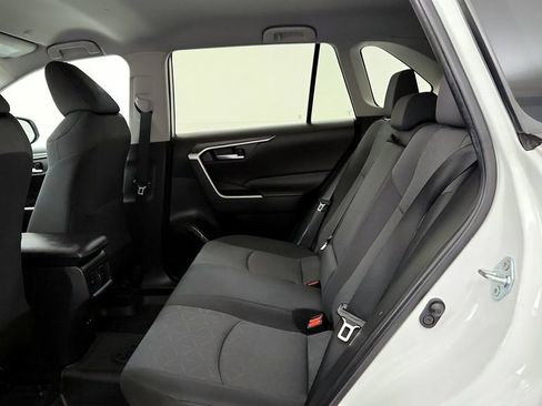 Used 2024 Toyota RAV4 XLE AWD/4WD image 21