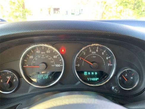 Used 2017 Jeep Wrangler Unlimited Sahara w/ Connectivity Group image 20