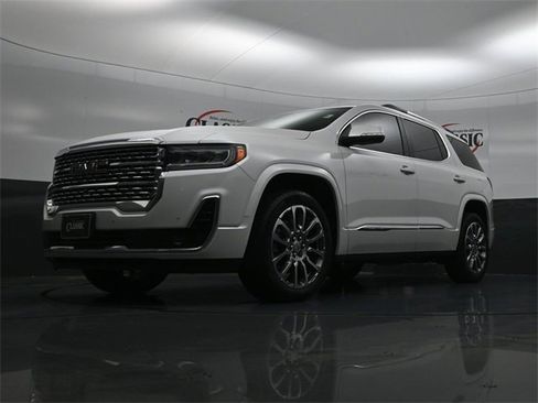 Certified 2023 GMC Acadia Denali w/ Denali Ultimate Package image 25