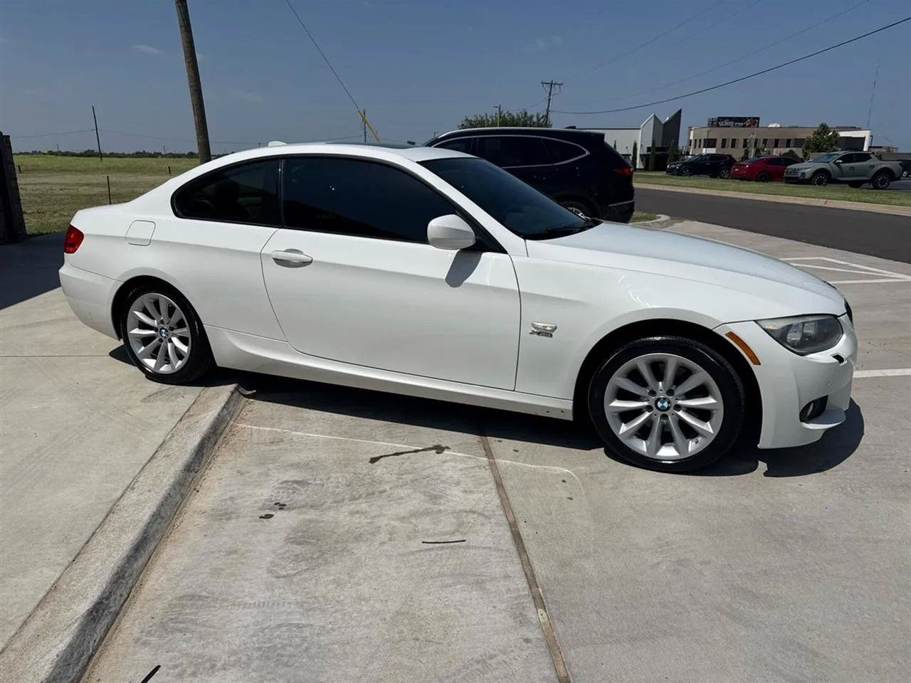 Used 2013 BMW 328i xDrive Coupe AWD/4WD image 7