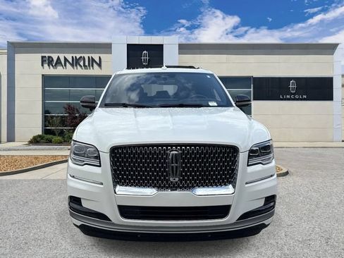 Certified 2022 Lincoln Navigator L Reserve AWD/4WD image 2