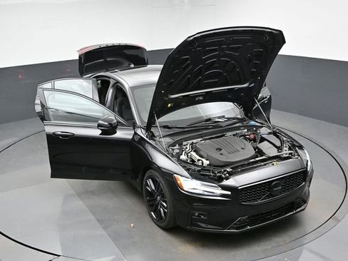 Used 2023 Volvo S60 B5 Plus w/ Climate Package image 46