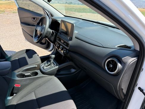 Used 2023 Hyundai Kona SEL AWD/4WD image 36