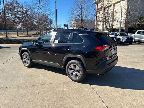 New 2025 Toyota RAV4 XLE image 3