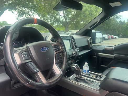 Used 2017 Ford F150 Raptor w/ Equipment Group 802A Luxury AWD/4WD image 9