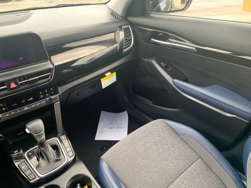 Used 2024 Kia Seltos S image 21