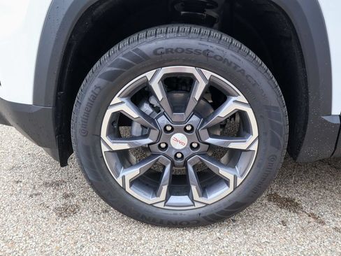 New 2027 GMC Terrain Elevation w/ Elevation Premium Package FWD image 37