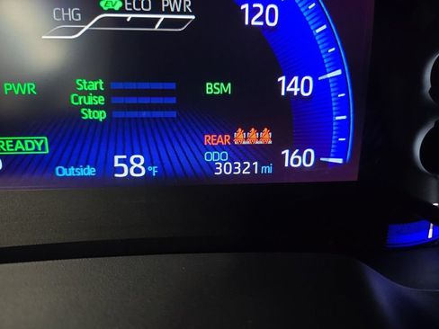 Used 2022 Toyota Corolla LE FWD image 22