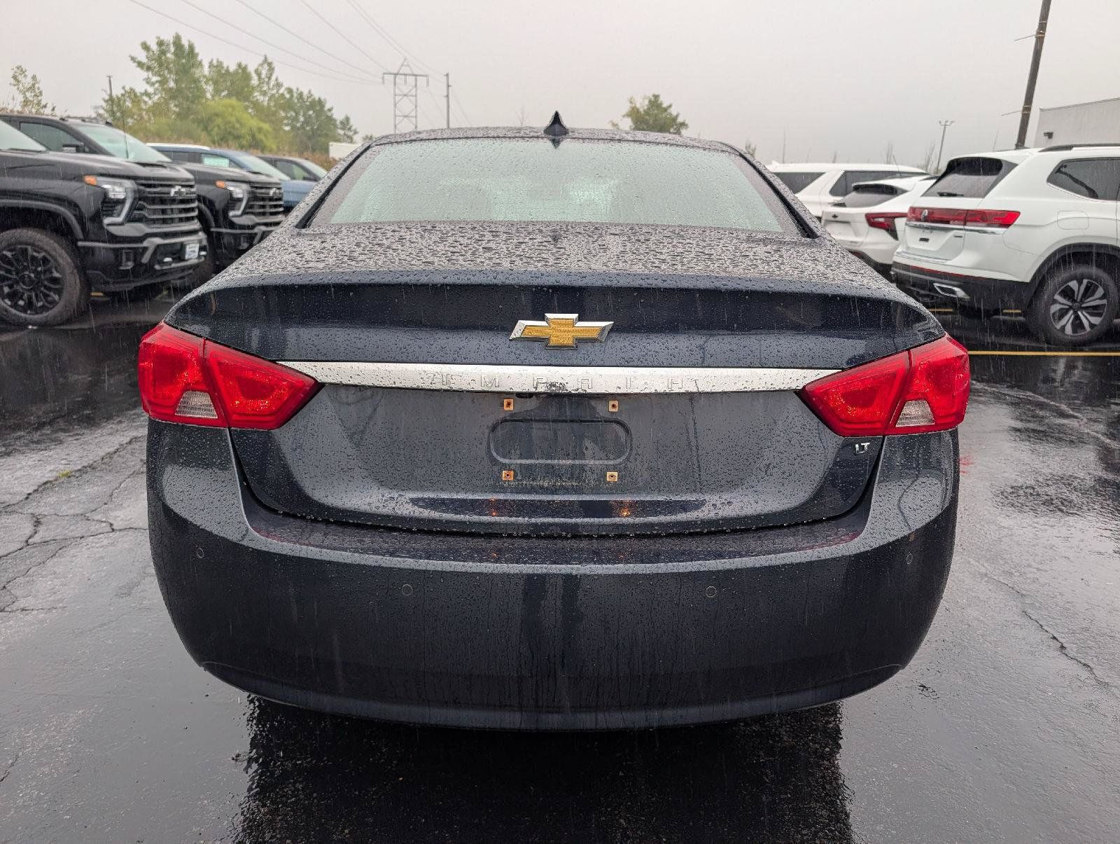 Used 2015 Chevrolet Impala LT w/ Convenience Package FWD image 6