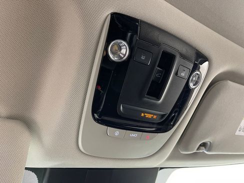 Used 2022 Kia Sorento EX w/ Panoramic Sunroof Package image 28