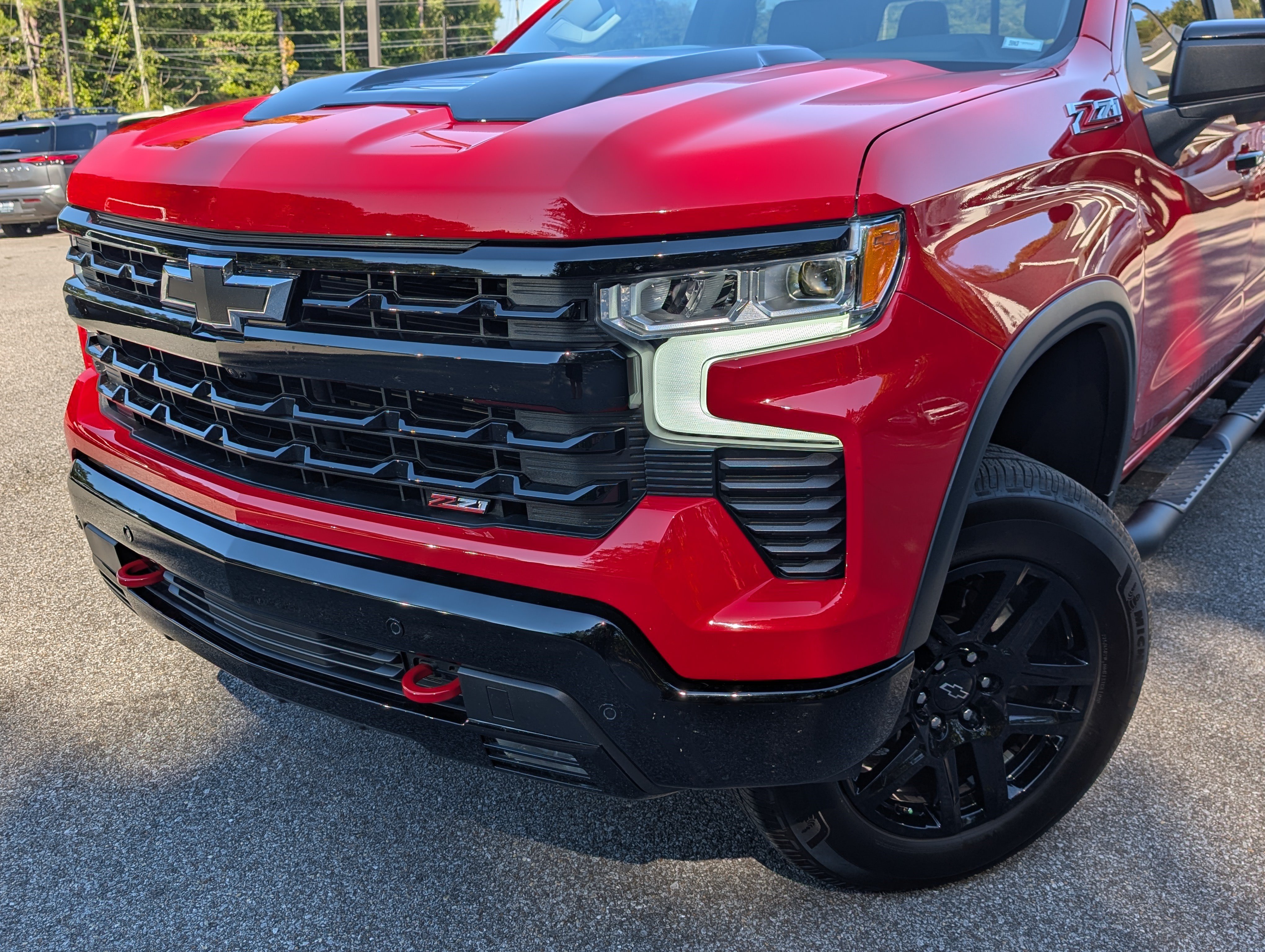 Used 2024 Chevrolet Silverado 1500 LT Trail Boss w/ LT Trail Boss Premium Package AWD/4WD image 13