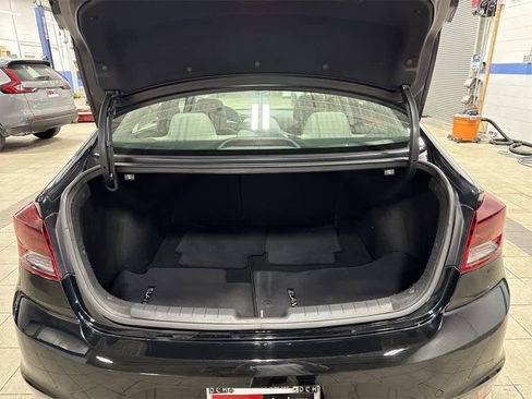 Used 2020 Hyundai Elantra Value Edition image 11