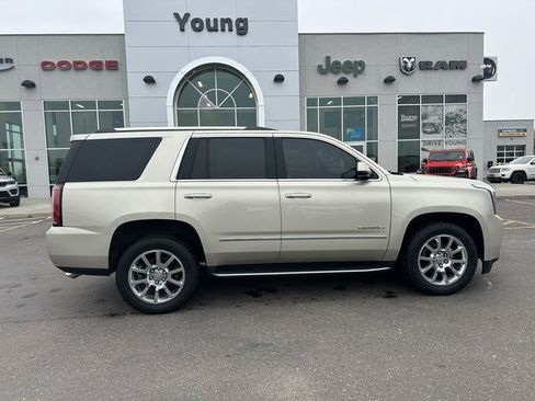 Used 2017 GMC Yukon Denali w/ Open Road Package image 2