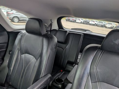 Used 2022 Lexus RX 450hL Luxury image 16