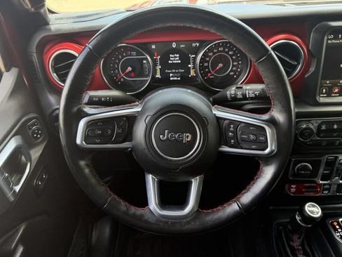 Used 2021 Jeep Wrangler Unlimited Rubicon w/ Xtreme Recon 35" Tire Package AWD/4WD image 13
