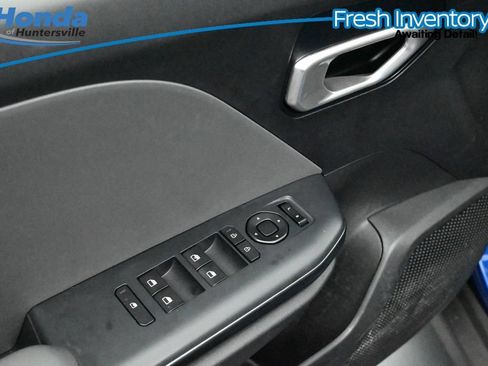 Used 2025 Kia K4 FWD image 24
