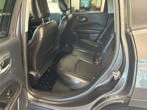 Used 2021 Jeep Compass Latitude AWD/4WD image 10