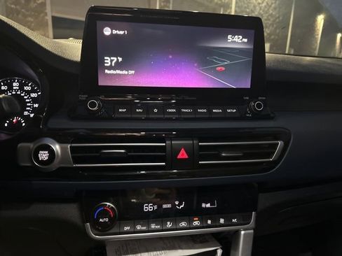 Used 2022 Kia Seltos S image 11