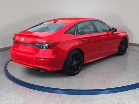 Used 2024 Honda Civic Sport image 5