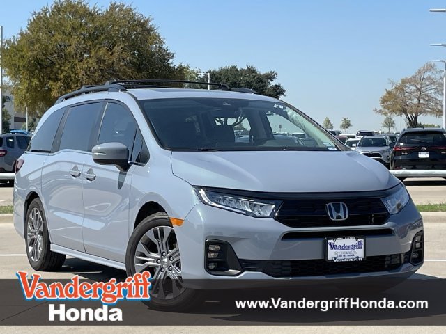 Certified 2026 Honda Odyssey Touring image 1
