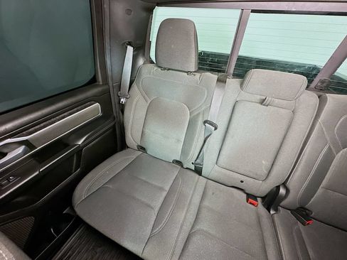 Used 2022 RAM 1500 Big Horn AWD/4WD image 12