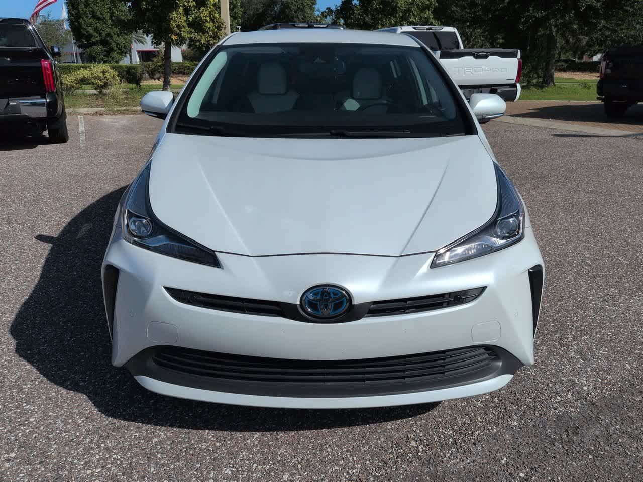 Certified 2021 Toyota Prius XLE FWD image 9