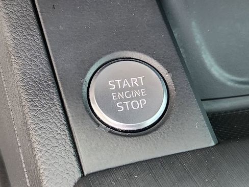 Used 2018 Audi A4 2.0T Ultra Premium w/ Convenience Package image 20