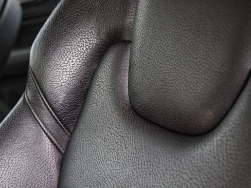 Used 2024 Volvo S60 B5 Plus image 21