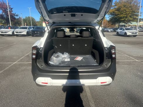 New 2026 Nissan Kicks SV image 18