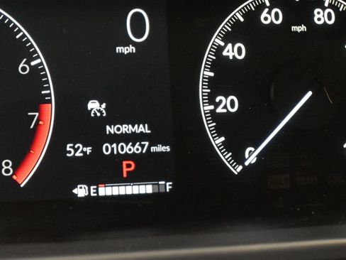 Used 2024 Honda HR-V EX-L image 3