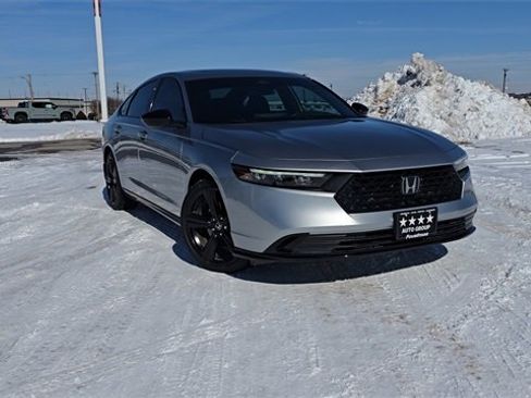 Used 2023 Honda Accord Sport image 9