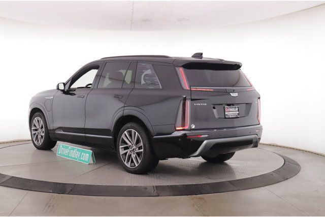 Used 2026 Cadillac Vistiq Sport w/ LPO, Floor Liner Package AWD/4WD image 8