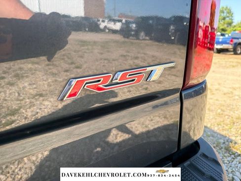 Used 2021 Chevrolet Silverado 1500 RST AWD/4WD image 33