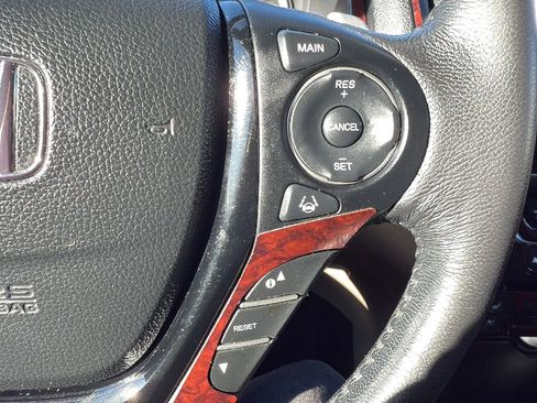 Used 2016 Honda Pilot Elite image 11