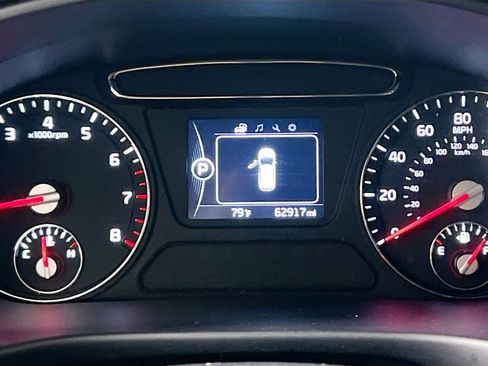 Used 2018 Kia Sorento FWD image 23