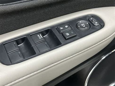 Used 2022 Honda HR-V EX image 20