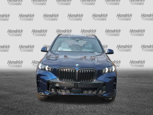 Used 2026 BMW X5 xDrive40i w/ M Sport Package AWD/4WD image 3