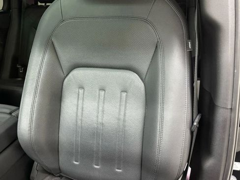 Used 2022 Land Rover Defender 110 S image 23