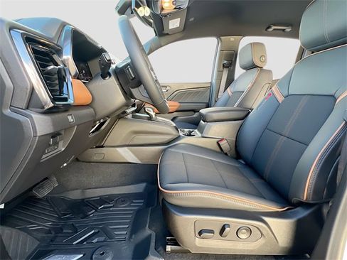 New 2026 GMC Canyon AT4 image 15