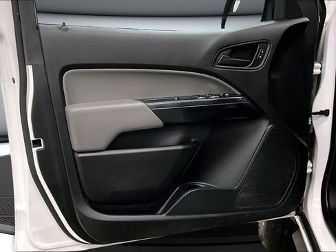 Used 2021 Chevrolet Colorado W/T w/ Custom Special Edition image 21