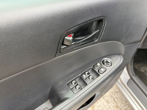 Used 2012 Hyundai Elantra GLS image 14