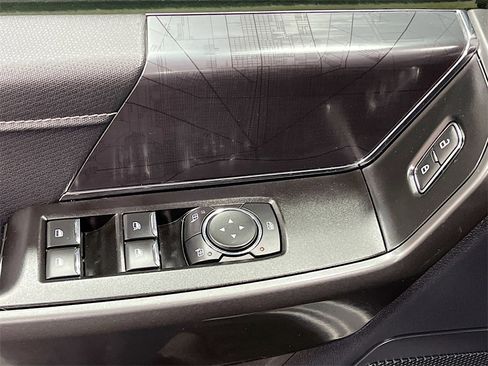 Used 2022 Ford F150 XLT w/ Equipment Group 302A High image 17