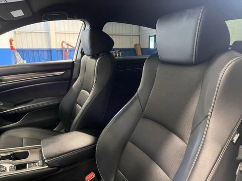 Used 2018 Honda Accord Sport image 23