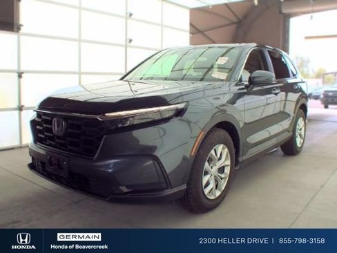 Used 2025 Honda CR-V LX image 1