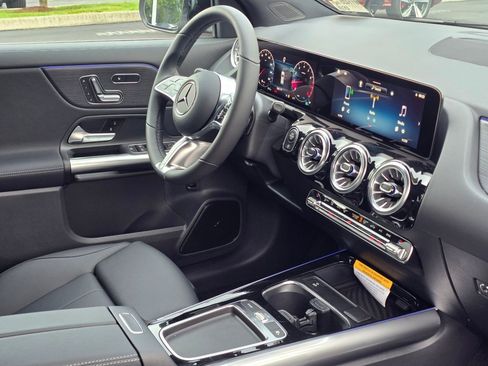 New 2026 Mercedes-Benz GLA 250 4MATIC image 25