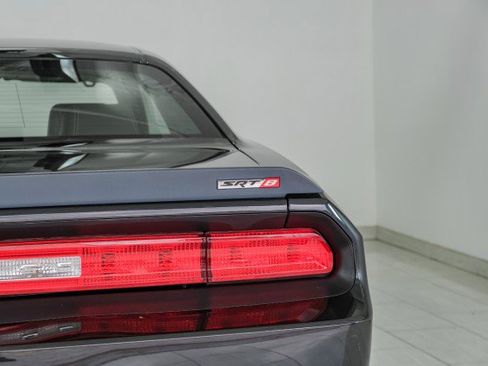 Used 2008 Dodge Challenger SRT8 image 41
