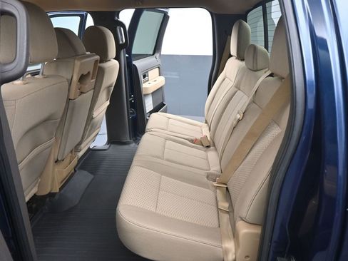 Used 2014 Ford F150 XLT w/ XLT Convenience Package image 16